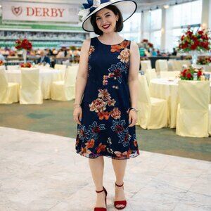 XL blue floral dress. BEIGE BY ECI sleeveless dress with lace embroidery. Summer